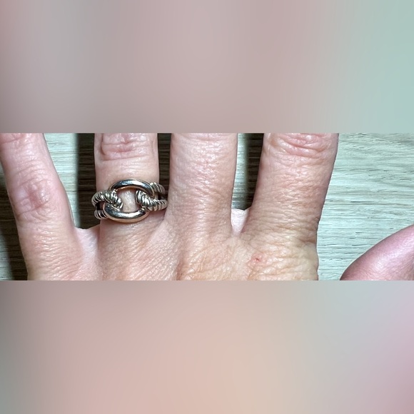 Designer Signed (B) Sterling Silver & Gold Wash Two Tone Twisted Cable Link Ring - Picture 9 of 10